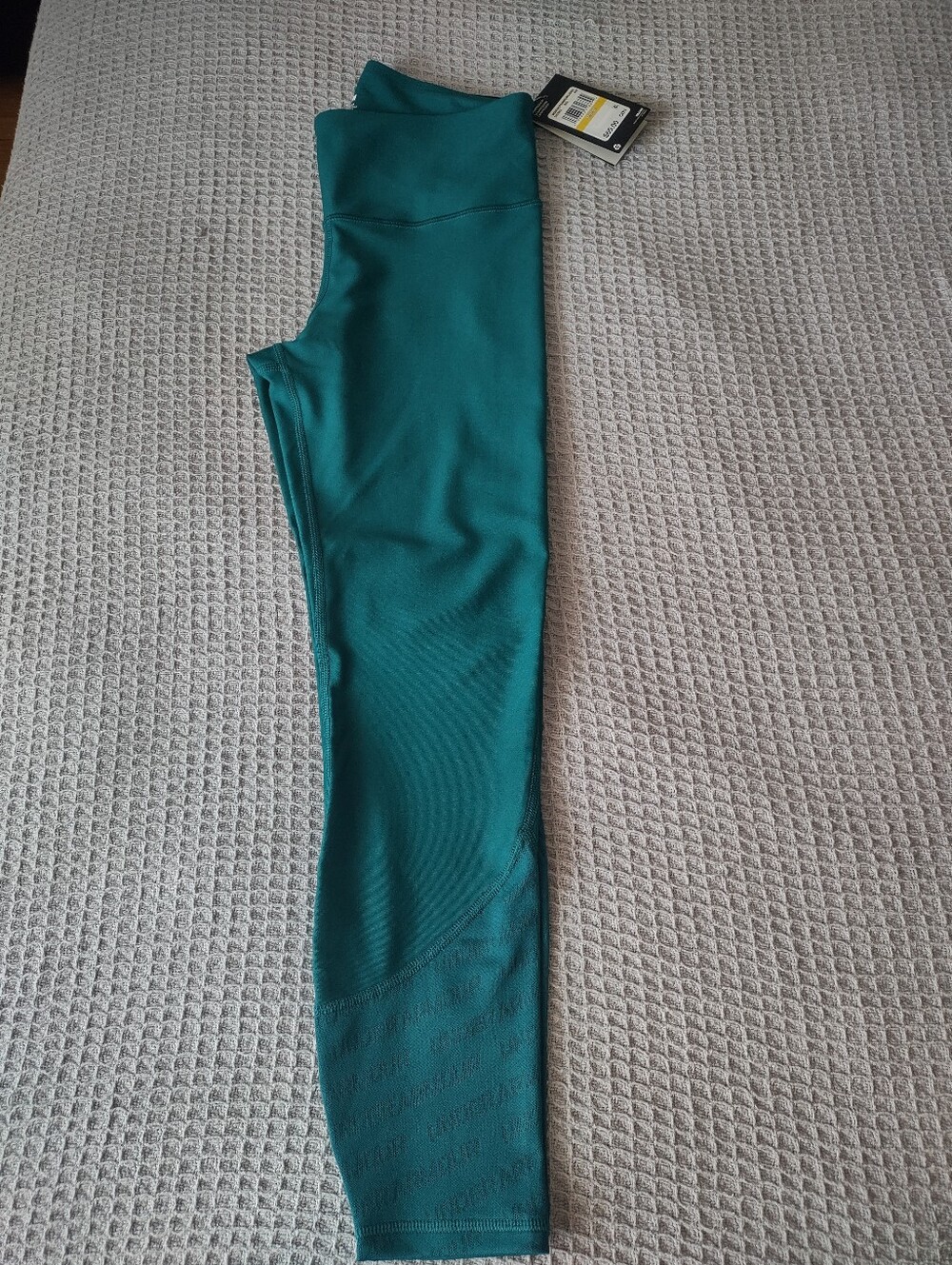 NWT Under Armour Women's Compression High Rise Ankle Leggings Teal Size Medium